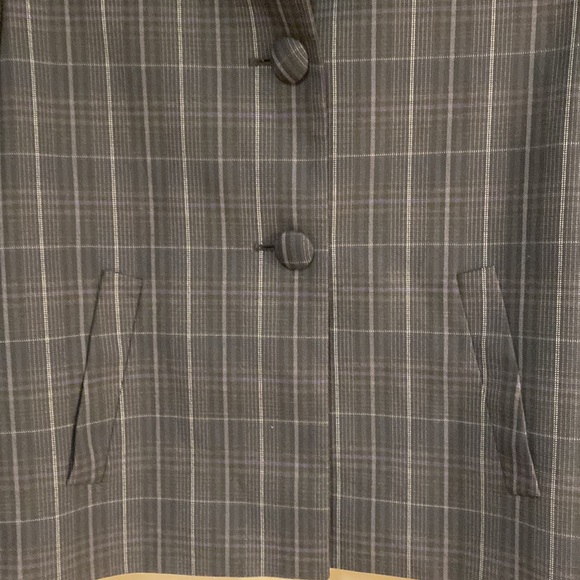 Vintage Antonio Melani Cropped Blazer - Picture 4 of 8